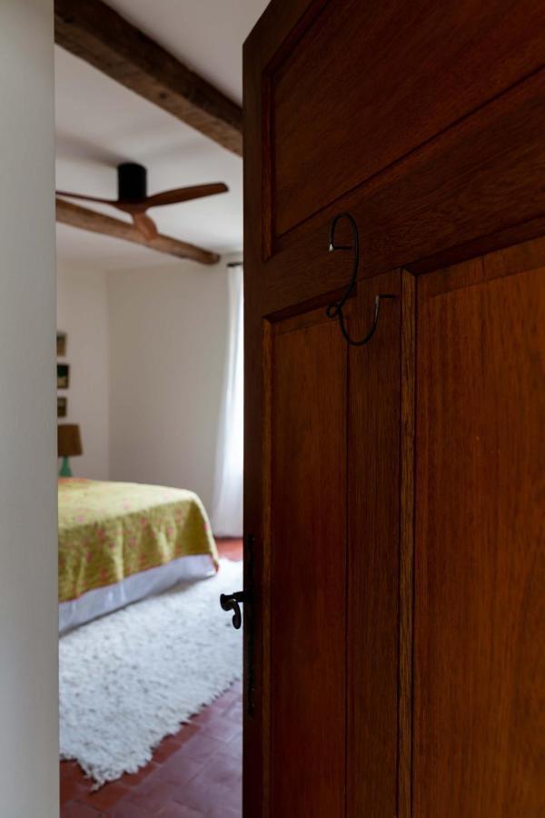 La Perroya Hotell Visan Exteriör bild