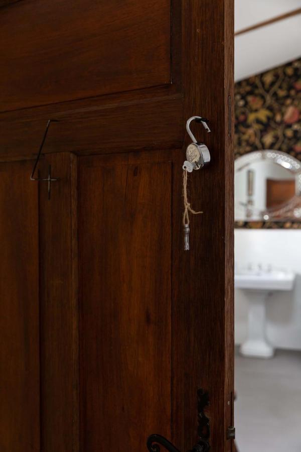 La Perroya Hotell Visan Exteriör bild