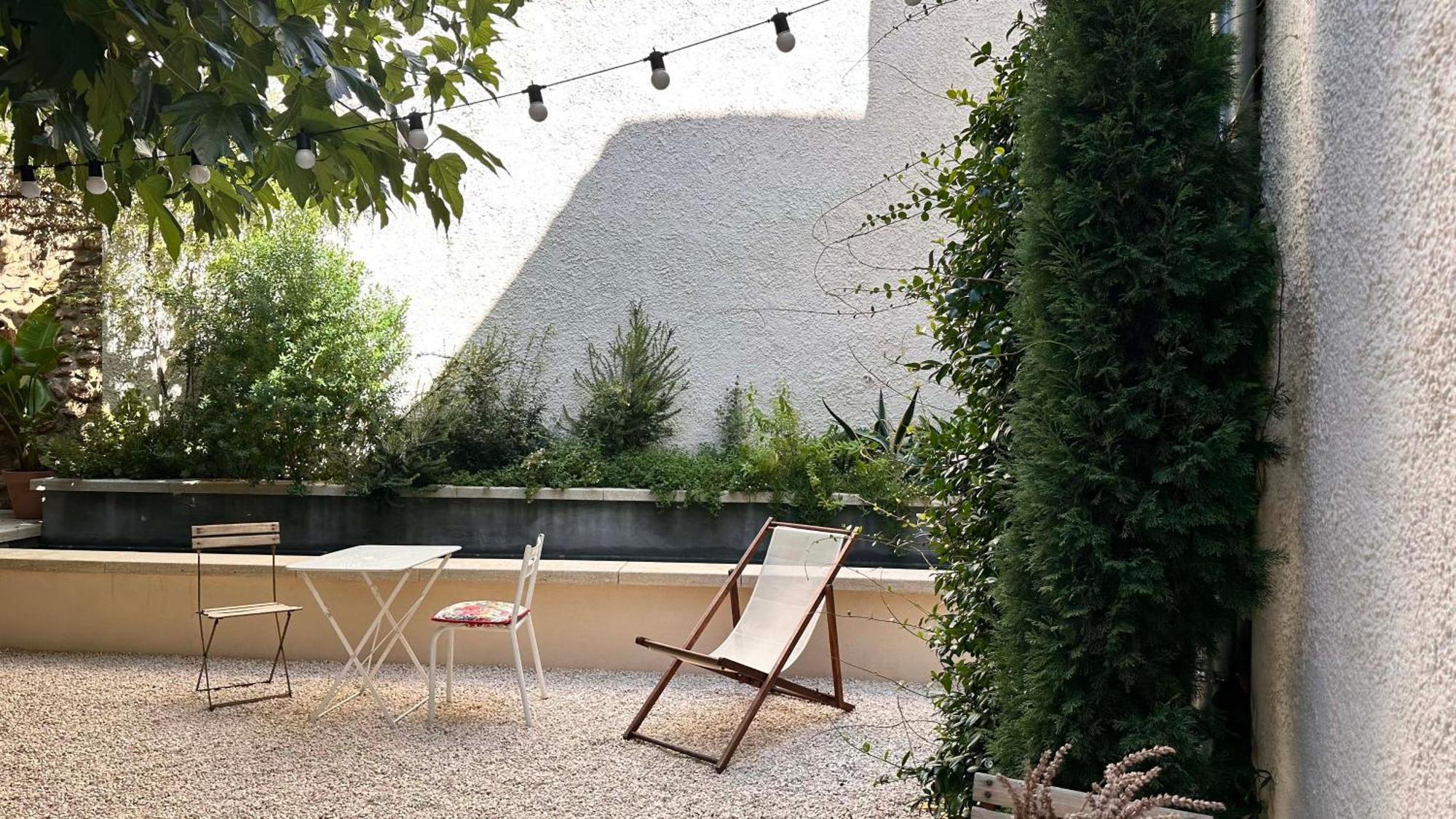 La Perroya Hotell Visan Exteriör bild
