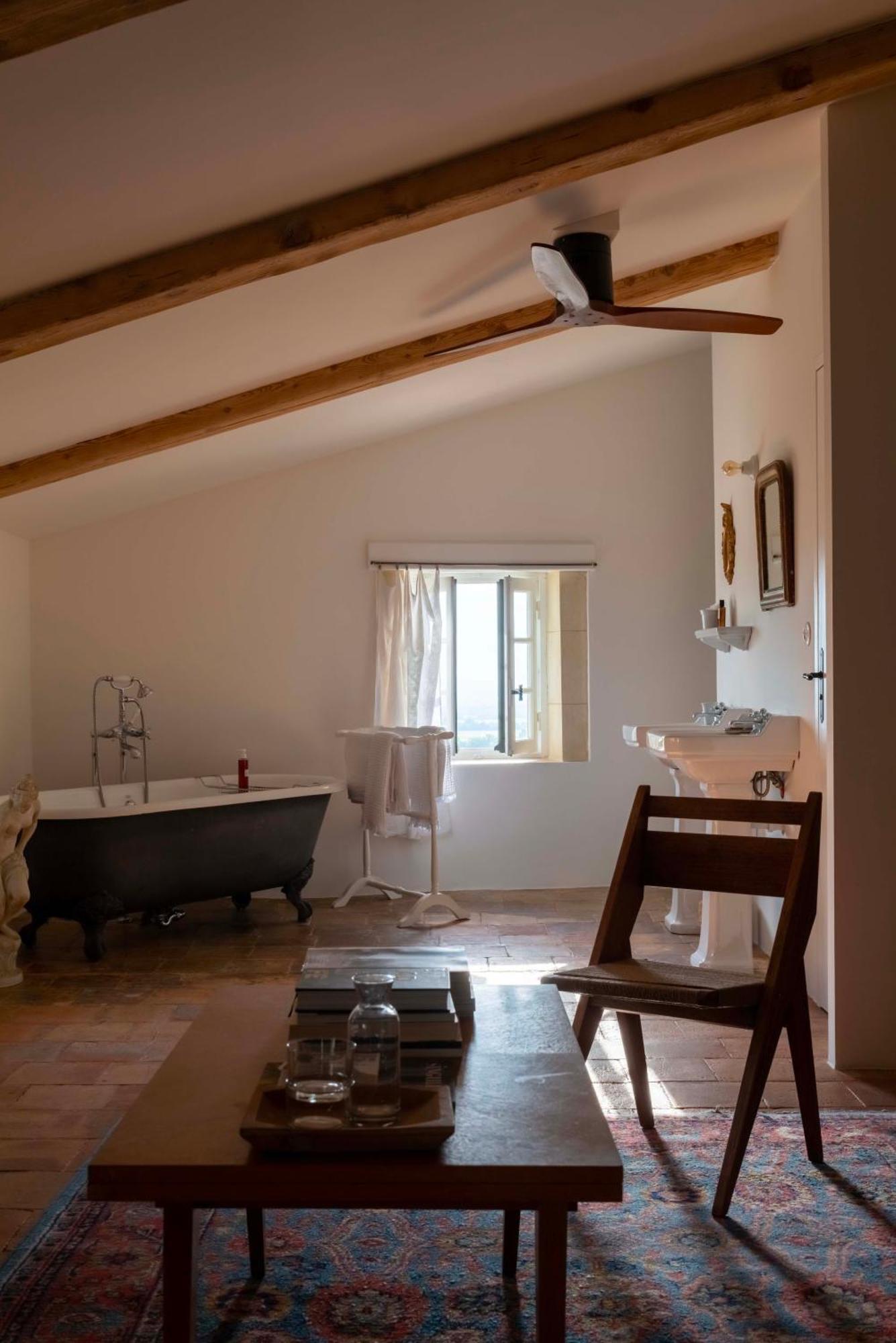La Perroya Hotell Visan Exteriör bild